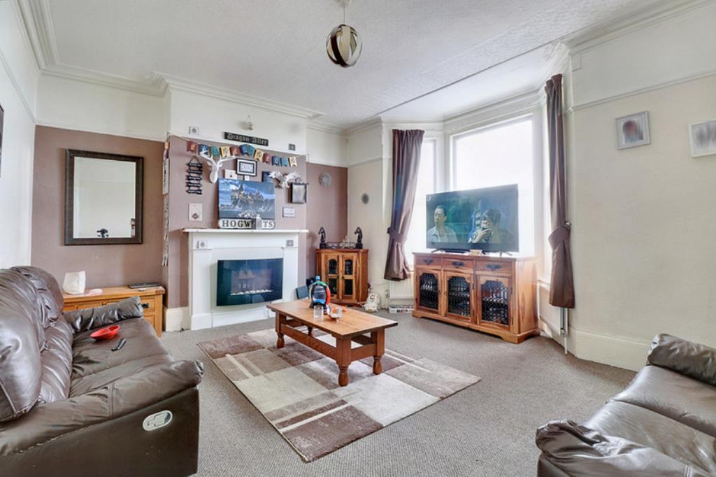 Lot: 109 - FREEHOLD BLOCK FOR INVESTMENT -